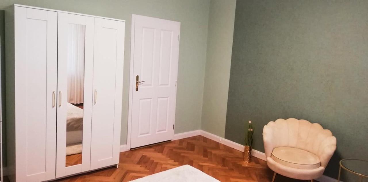 New Oldtown Apartment Near St Martin Cathedral, Ac, Balcony Братислава Экстерьер фото